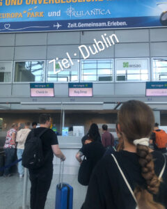 Einchecken am Flughafen Frankfurt Main